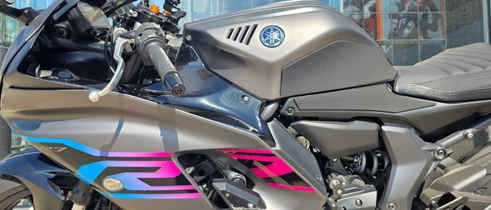 2024 Yamaha YZF-R7LA BLACK