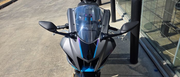 2024 Yamaha YZF-R7LA BLACK