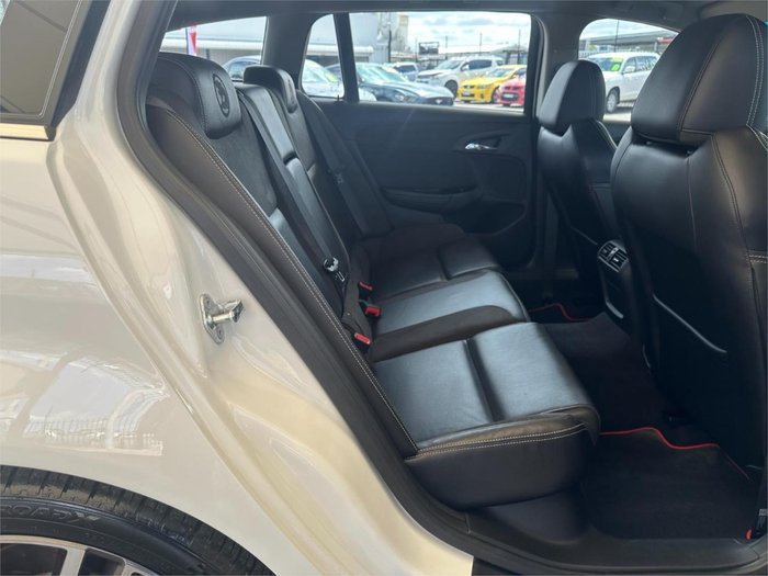 2016 Holden Special Vehicles Clubsport R8 Tourer LSA GEN-F2 MY16 Heron White