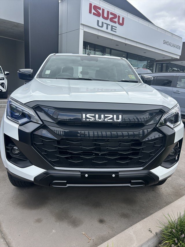 2025 Isuzu D-MAX X-RIDER