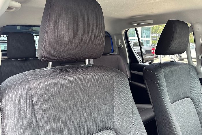 2018 Toyota Hiace Commuter