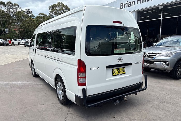 2018 Toyota Hiace Commuter