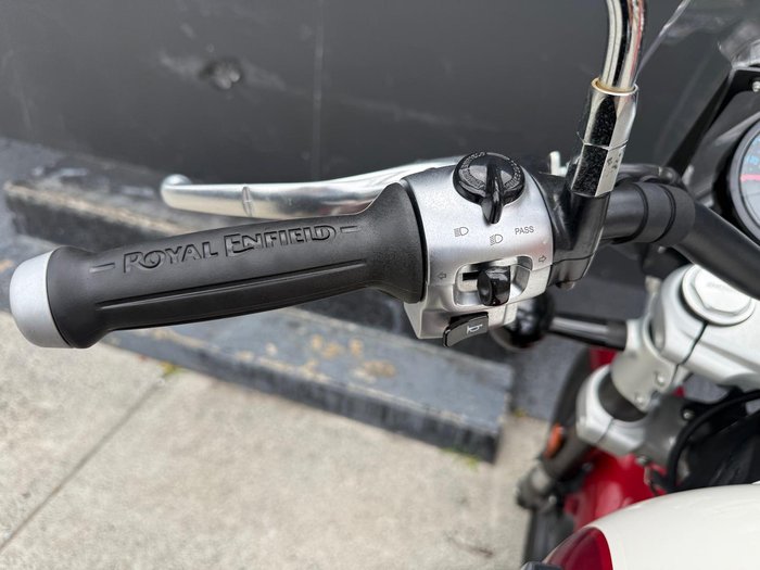 2024 Royal Enfield Super Meteor 650 Meteor Red