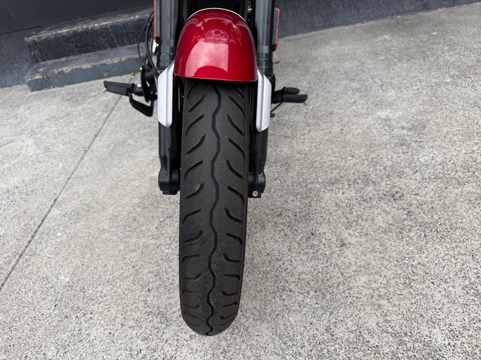 2024 Royal Enfield Super Meteor 650 Meteor Red