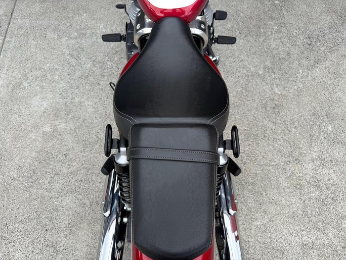 2024 Royal Enfield Super Meteor 650 Meteor Red