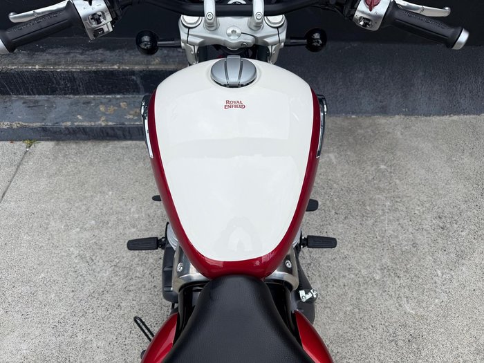 2024 Royal Enfield Super Meteor 650 Meteor Red