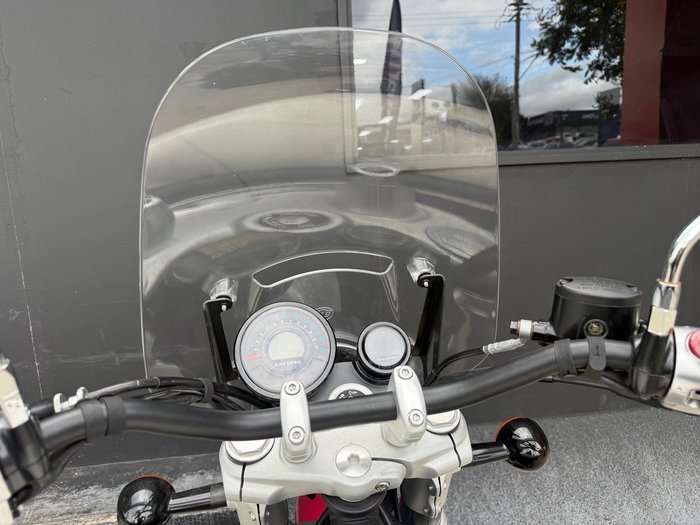 2024 Royal Enfield Super Meteor 650 Meteor Red