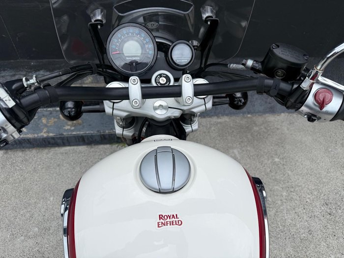 2024 Royal Enfield Super Meteor 650 Meteor Red