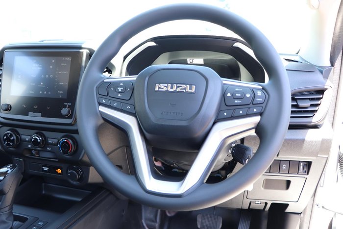 2025 Isuzu D-MAX SX