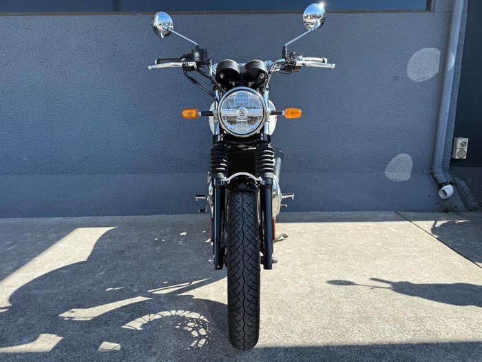 2023 Royal Enfield Interceptor 650 Custom