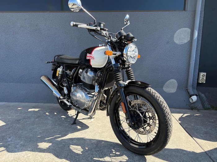 2023 Royal Enfield Interceptor 650 Custom