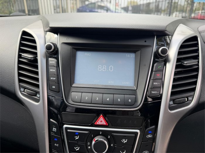 2015 HYUNDAI i30 ACTIVE X