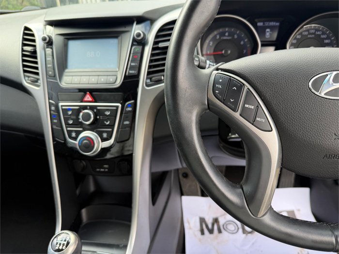 2015 HYUNDAI i30 ACTIVE X