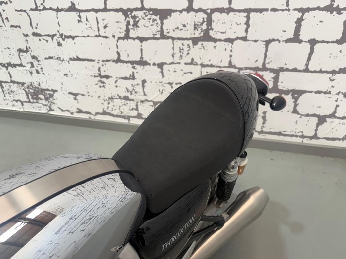 2023 Triumph Thruxton RS Chrome Edition Thruxton