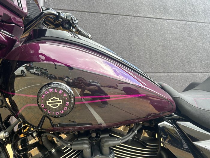 2025 Harley-Davidson CVO Street Glide 121 (FLHXSE) Touring