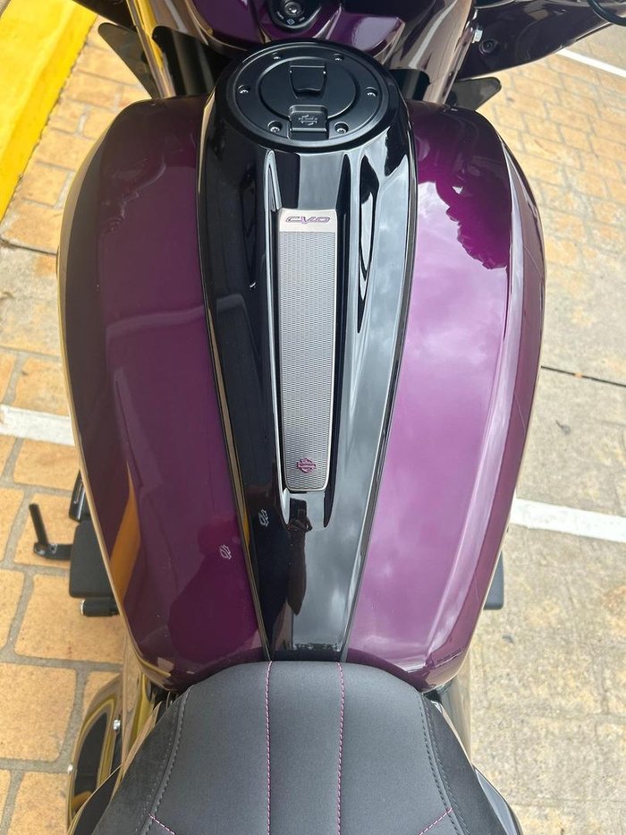 2025 Harley-Davidson CVO Street Glide 121 (FLHXSE) Touring