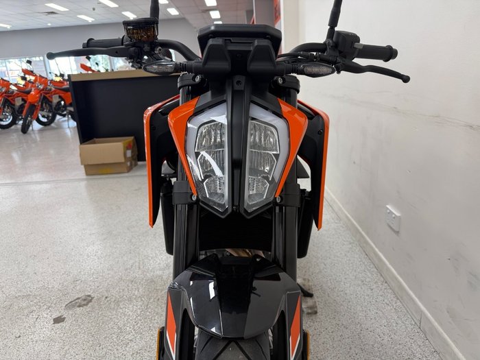 2024 Ktm 790 DUKE Orange