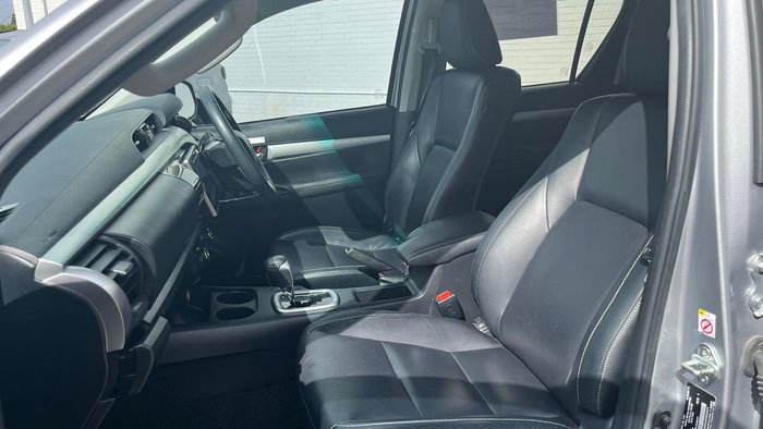 2019 Toyota Hilux SR5