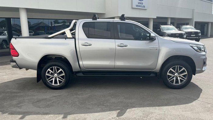 2019 Toyota Hilux SR5