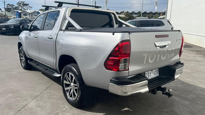 2019 Toyota Hilux SR5