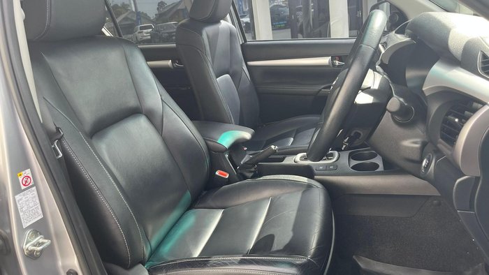 2019 Toyota Hilux SR5