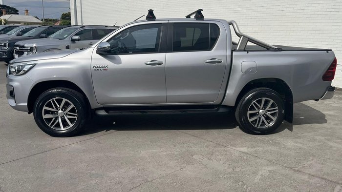2019 Toyota Hilux SR5