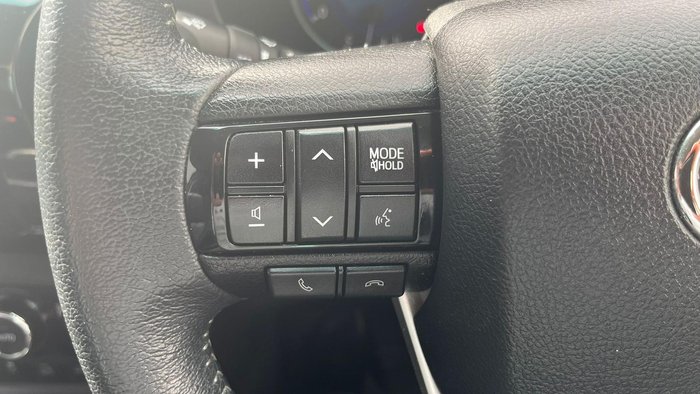 2019 Toyota Hilux SR5