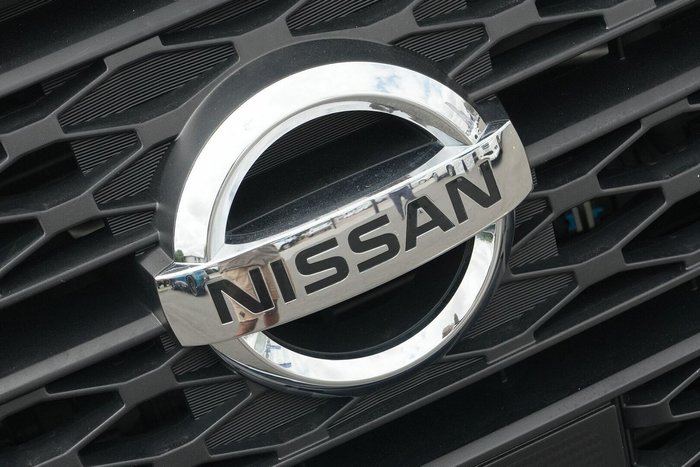 2022 Nissan Navara SL