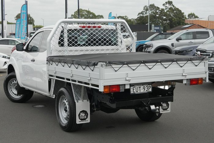 2022 Nissan Navara SL