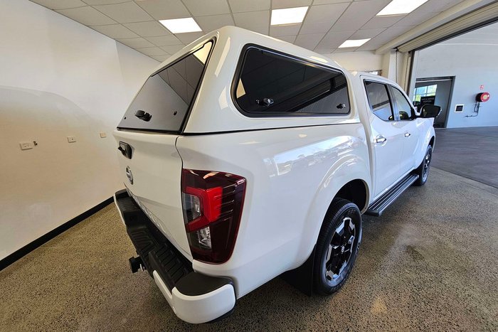 2023 Nissan Navara ST-X