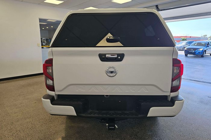 2023 Nissan Navara ST-X