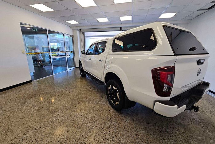 2023 Nissan Navara ST-X