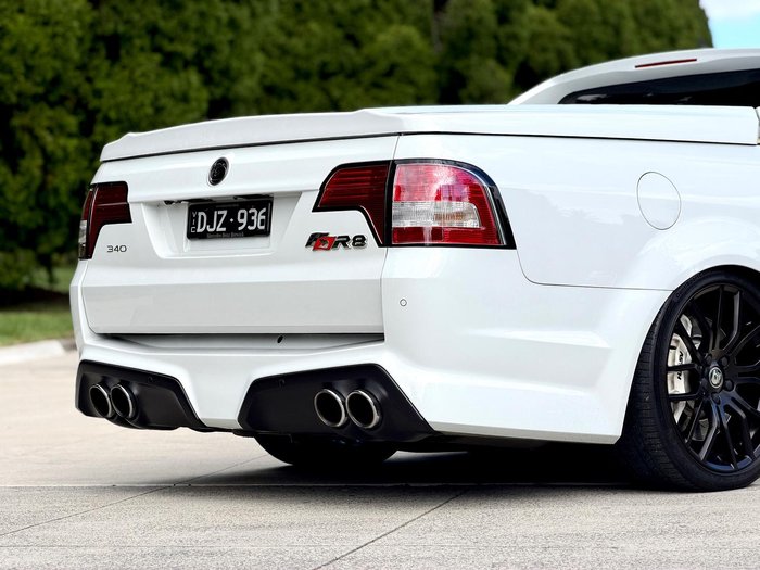 2014 Holden Special Vehicles Maloo R8 GEN-F MY14 Heron White