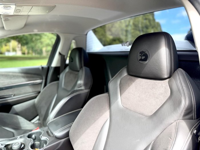 2014 Holden Special Vehicles Maloo R8 GEN-F MY14 Heron White