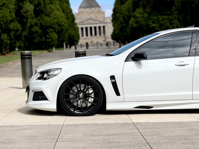 2014 Holden Special Vehicles Maloo R8 GEN-F MY14 Heron White