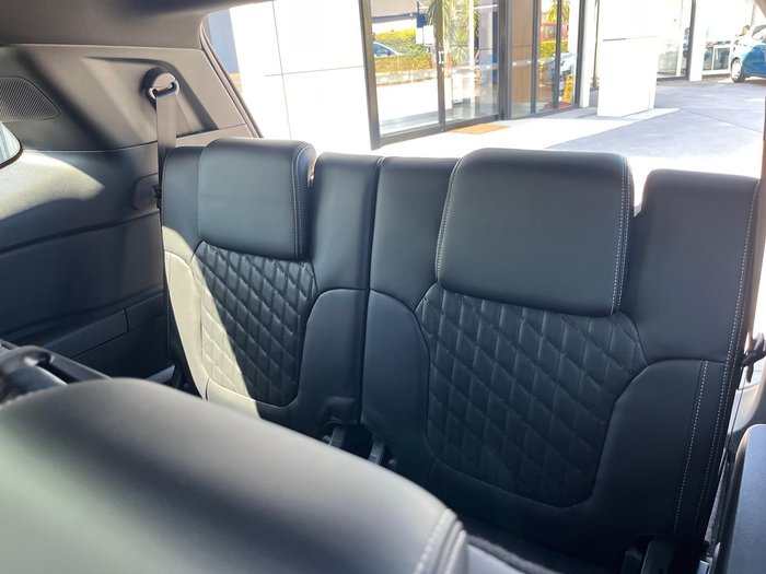 2025 Ford Everest Platinum