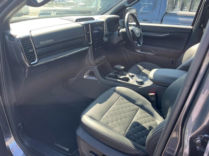 2025 Ford Everest Platinum