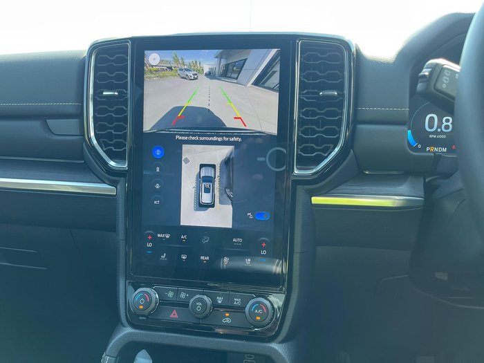 2025 Ford Everest Platinum