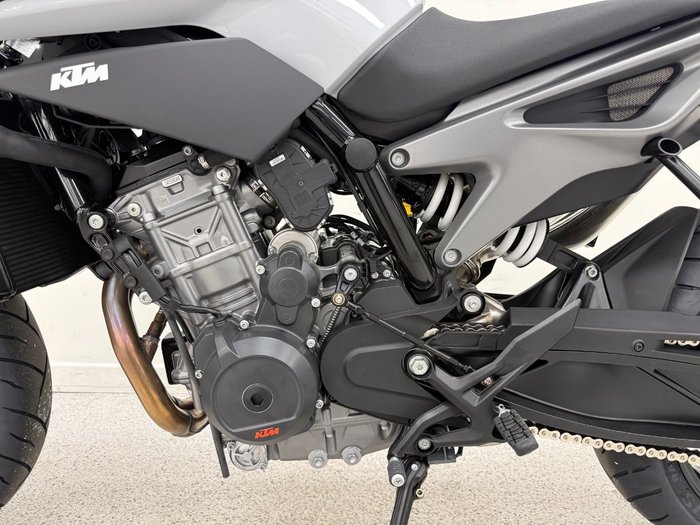 2024 Ktm 790 DUKE grey