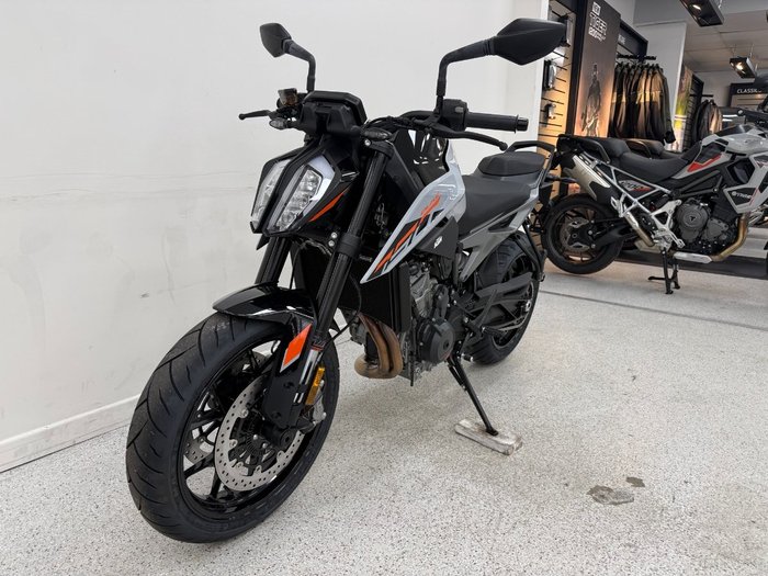 2024 Ktm 790 DUKE grey