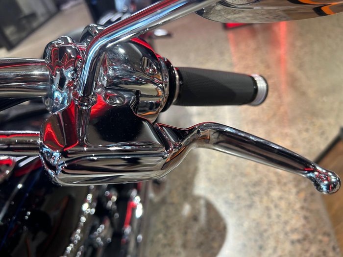 2020 Harley-Davidson Deluxe 107 (FLDE) Softail Blue