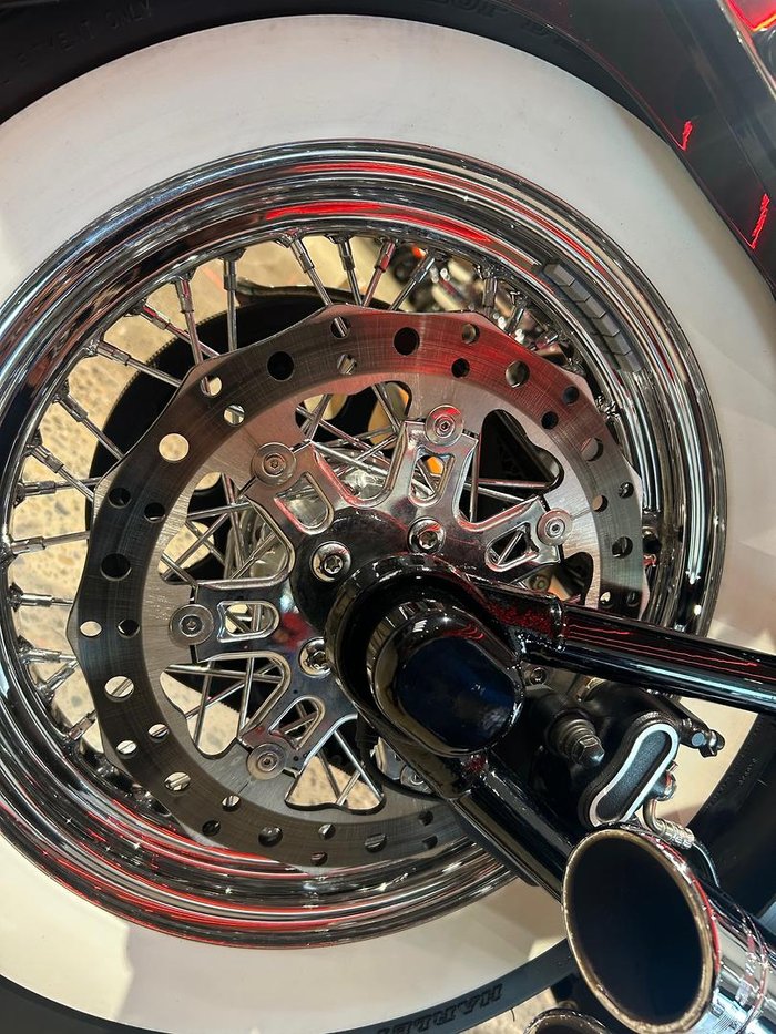 2020 Harley-Davidson Deluxe 107 (FLDE) Softail Blue