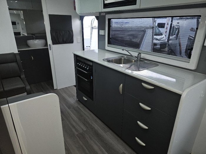 2021 Sunseeker Mirage Sport