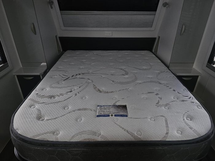 2021 Sunseeker Mirage Sport