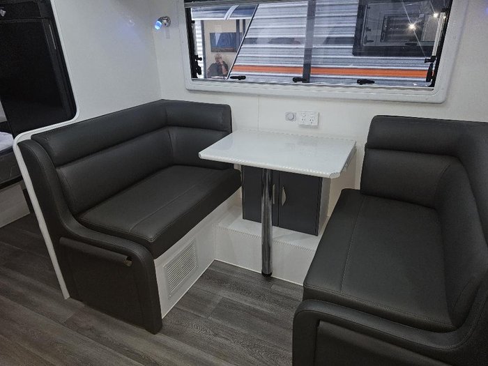 2021 Sunseeker Mirage Sport