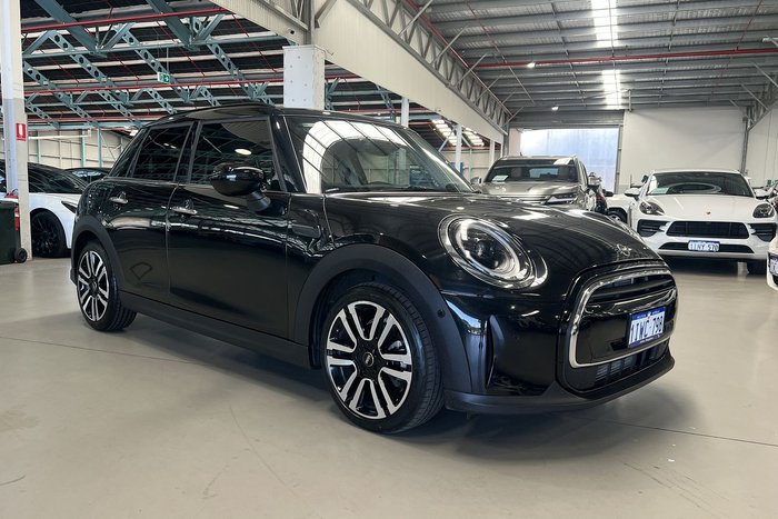 2022 MINI Hatch