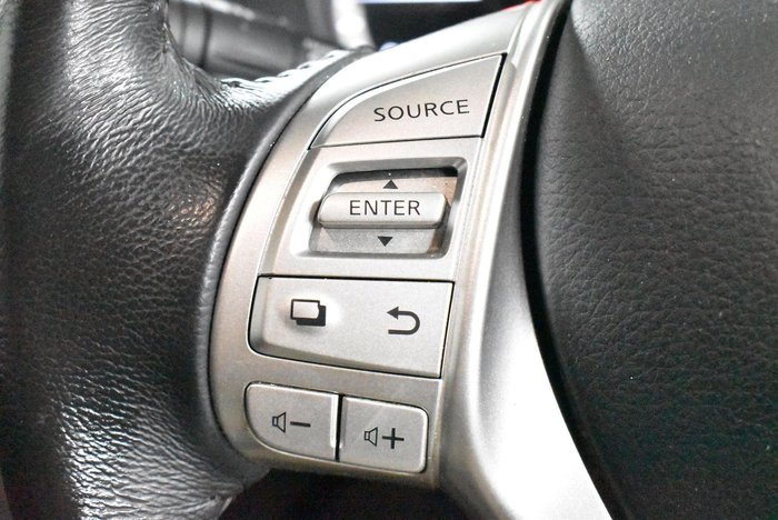 2018 Nissan Navara ST Black Edition