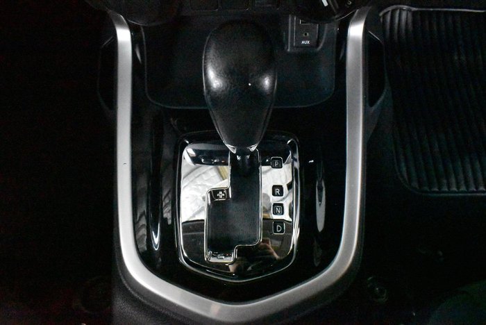 2018 Nissan Navara ST Black Edition