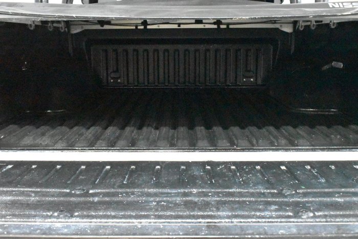 2018 Nissan Navara ST Black Edition