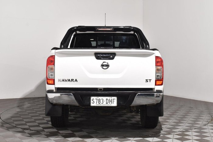2018 Nissan Navara ST Black Edition